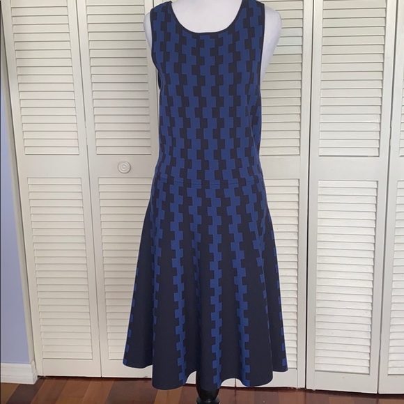 Ann Taylor geo jacquard fit and flare dress - Picture 3 of 7